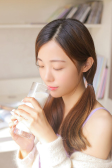 艳女痴情